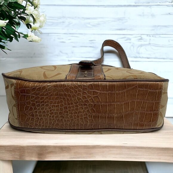 Liz Claiborne Tan and Brown Hobo Bag - Picture 6 of 10